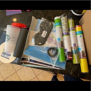 Cricut Item Bundle